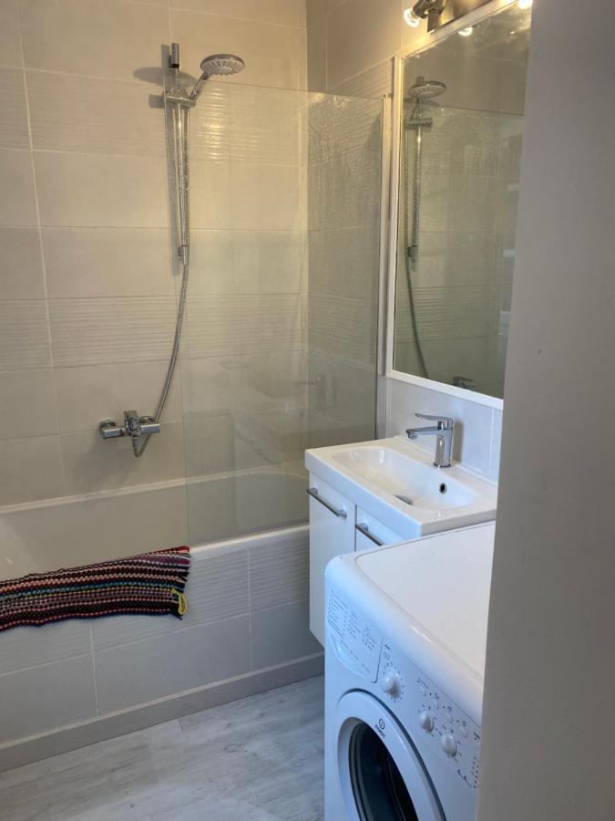 Superbe Appartement Climatise Avec Parking Prive Port Vendres Exteriör bild